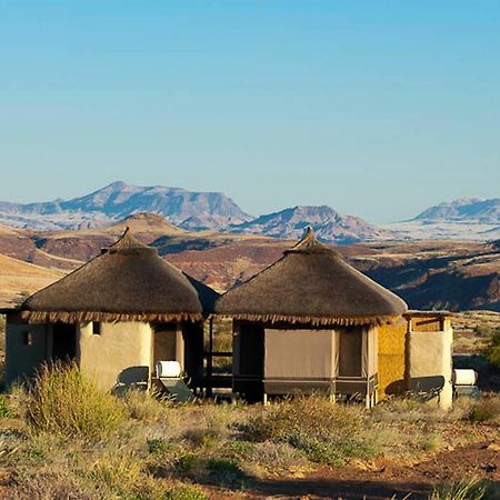 Вилла Wilderness Safaris Damaraland Camp Twyfelfontein Экстерьер фото