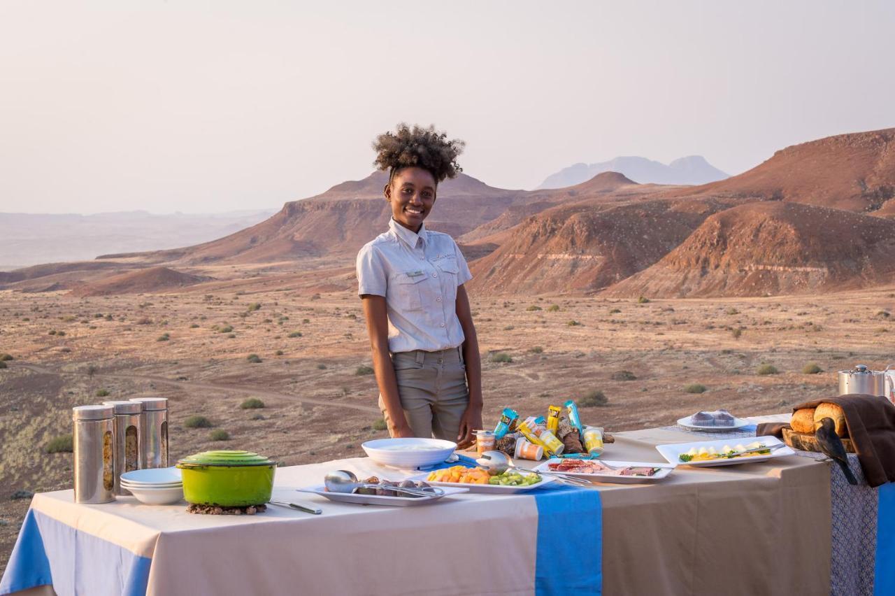 Вилла Wilderness Safaris Damaraland Camp Twyfelfontein Экстерьер фото