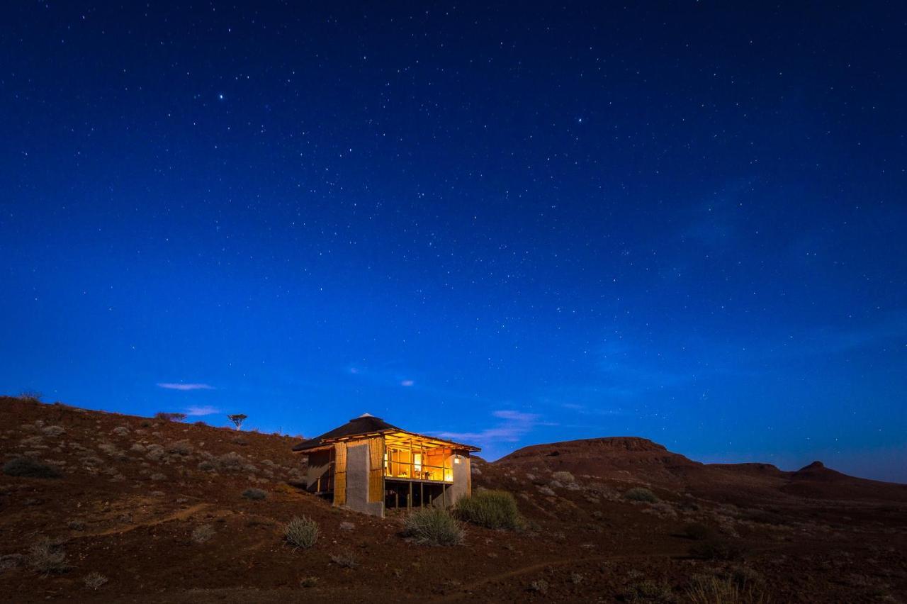 Вилла Wilderness Safaris Damaraland Camp Twyfelfontein Экстерьер фото