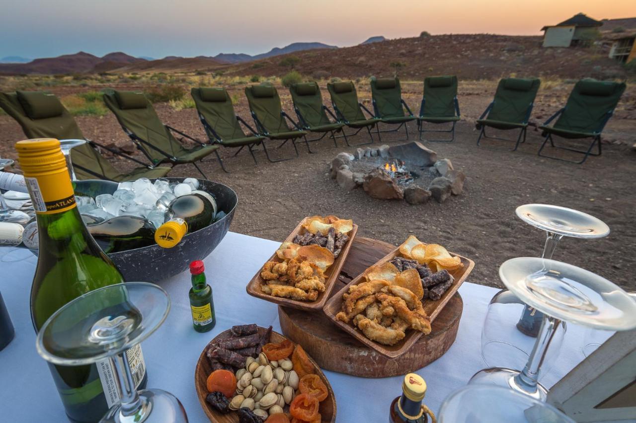 Вилла Wilderness Safaris Damaraland Camp Twyfelfontein Экстерьер фото